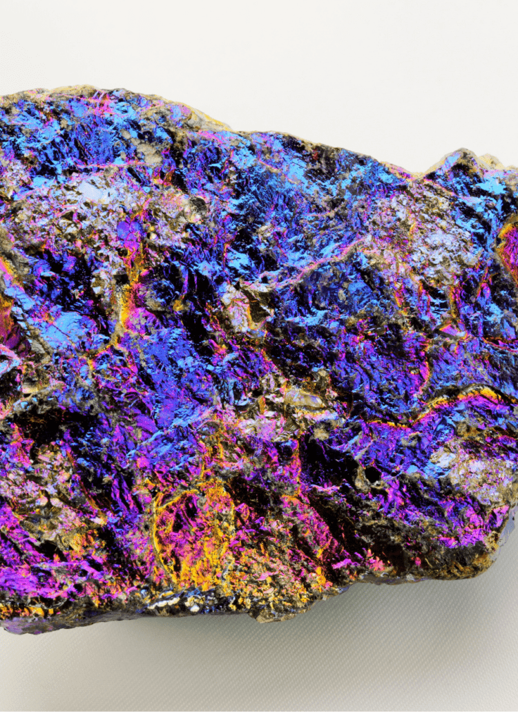 Iridescent Rocks: The Rainbow of the Mineral World